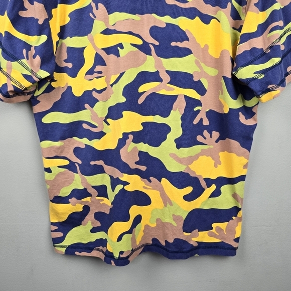 BMFIT Gear Colorful Camo All Over Print T Shirt Mens Size M Athletic Workout Top - Picture 8 of 15